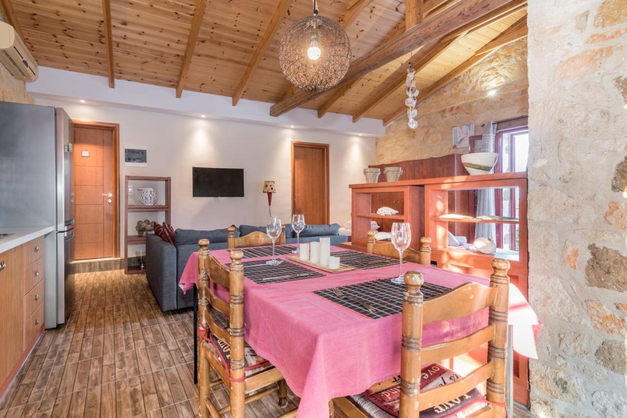 Casa Petra - Stone Cottage Farmhouses Аргасі Екстер'єр фото