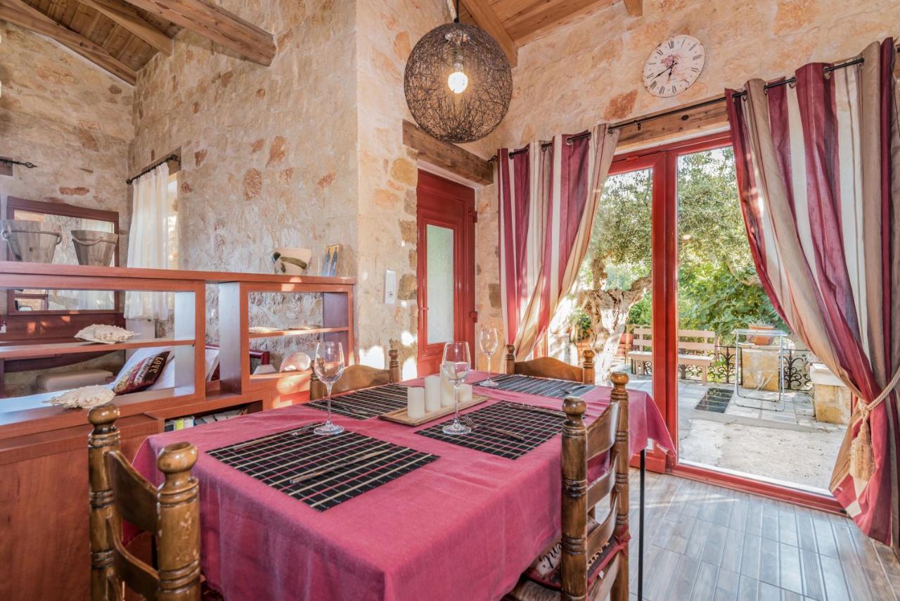 Casa Petra - Stone Cottage Farmhouses Аргасі Екстер'єр фото